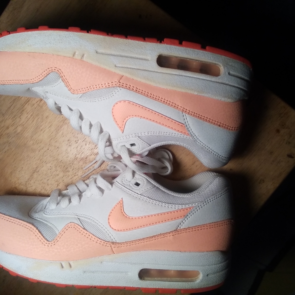 Nike Air Max ones